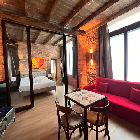 Nyaraló Emme Loft I Orange Moon - Vibrant Modern Luxury Loft