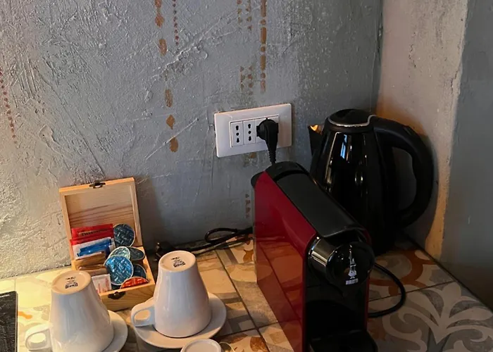 Emme Loft I Orange Moon - Vibrant Modern Luxury Loft * Milaan