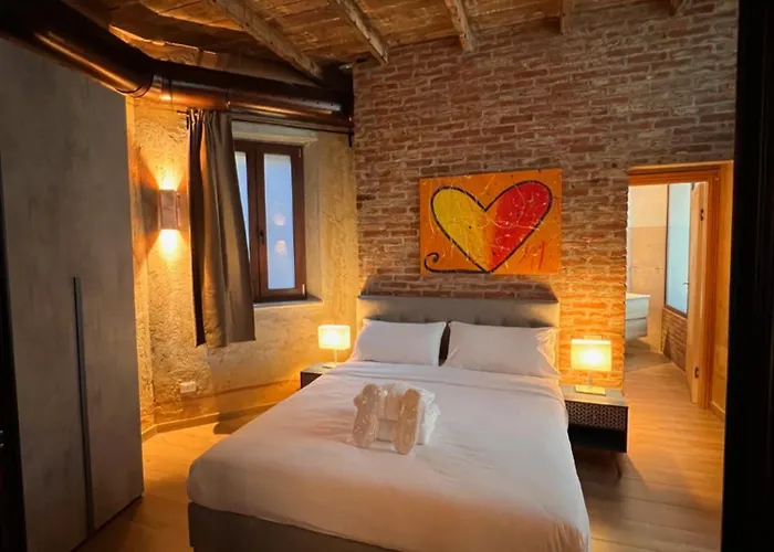 Emme Loft I Orange Moon - Vibrant Modern Luxury Loft Vakantiehuis